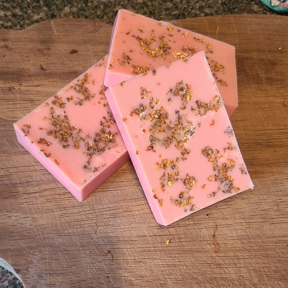 Organic Hand Made Soap In Old World Tavern - Picture 2 of 5